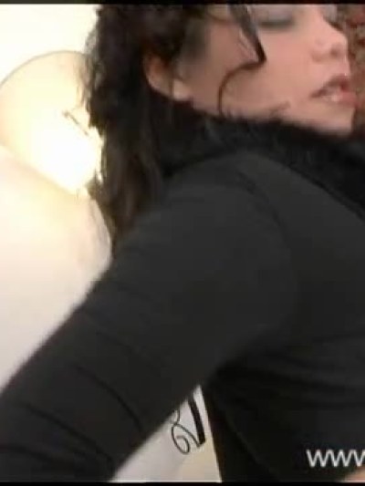 She Mature videos
